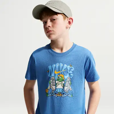 Nike Sportswear (Older Kids' T-Shirt) chez Nike