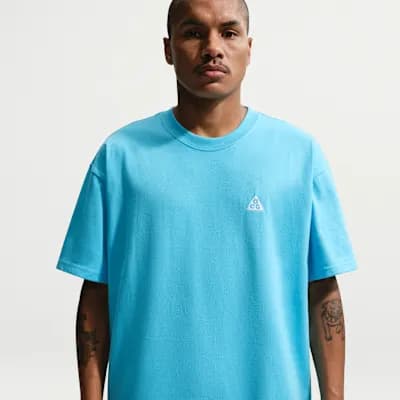 Nike ACG (Short-Sleeve T-Shirt) chez Nike