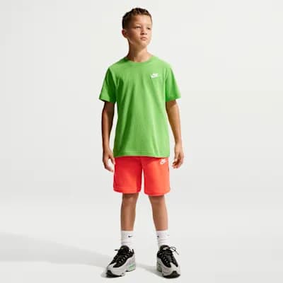 Nike Sportswear Club Fleece (Older Kids' French Terry Shorts) chez Nike